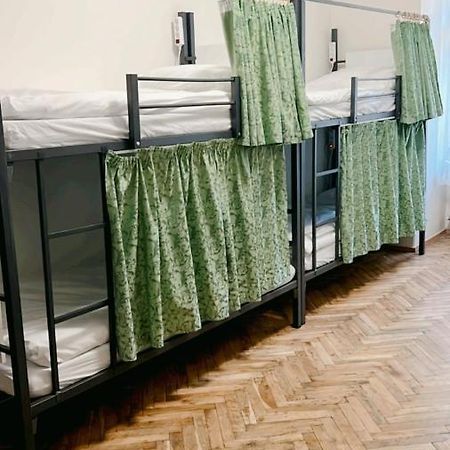 Hostel Do-Re-Mi Prága Kültér fotó