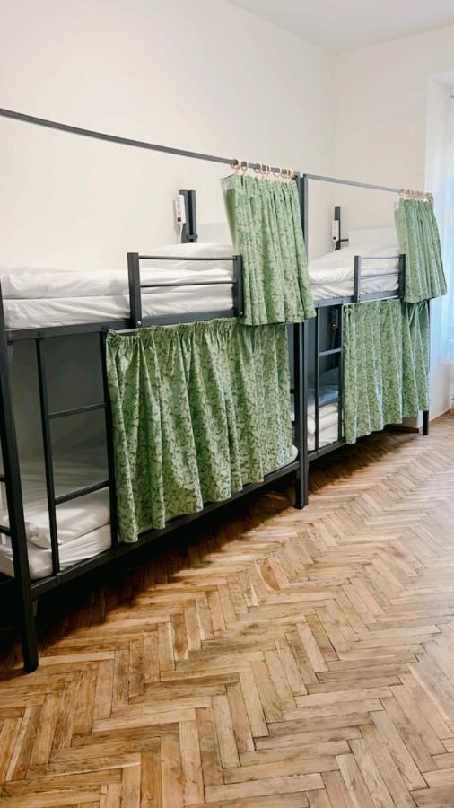 Hostel Do-Re-Mi Prága Kültér fotó