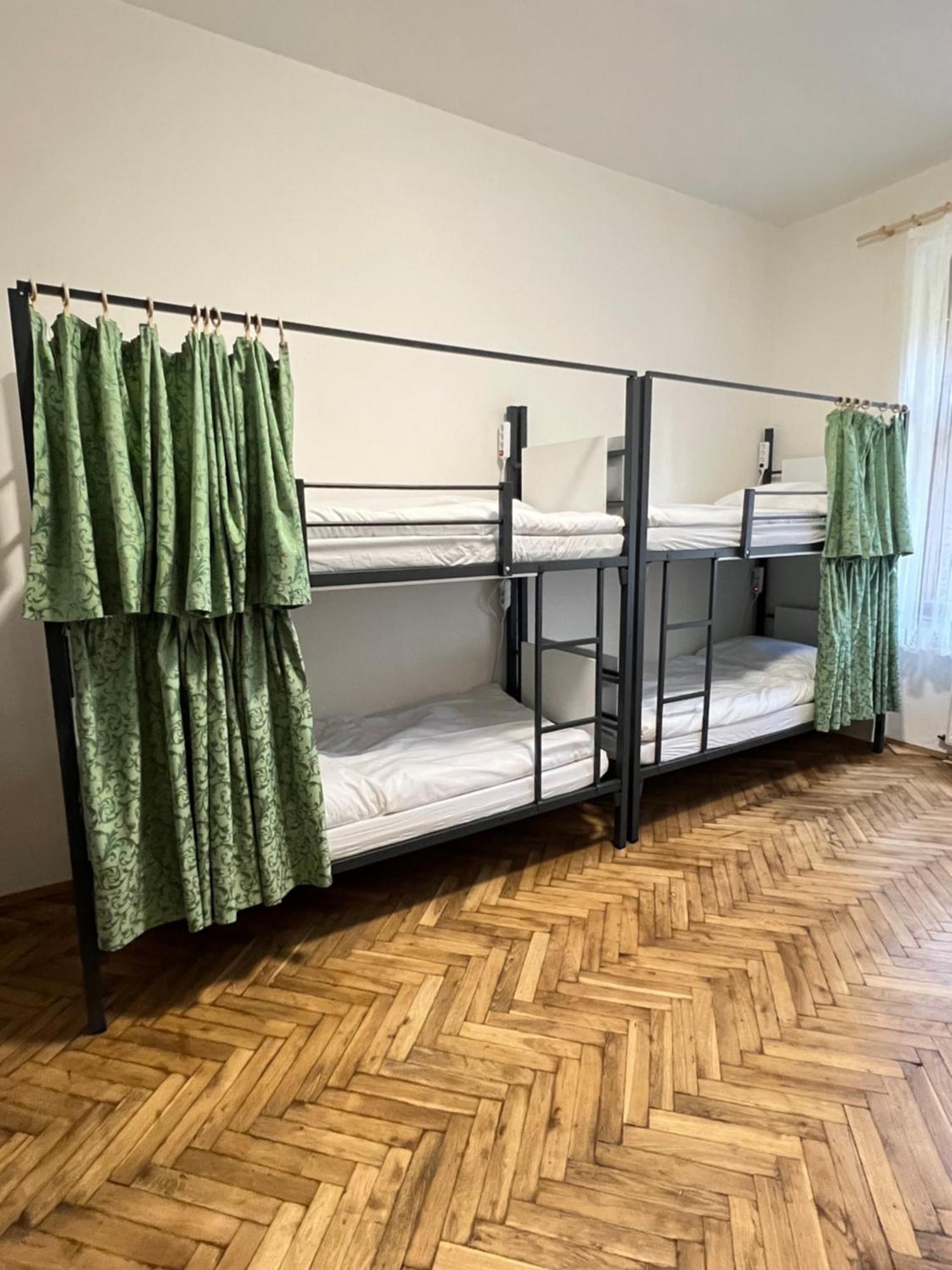 Hostel Do-Re-Mi Prága Kültér fotó